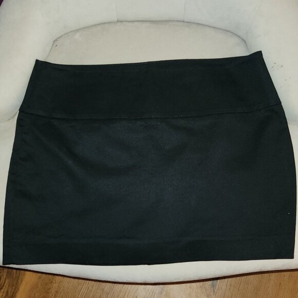 Dresses & Skirts - 3/$25  Express Black Mini Skirt Size 10